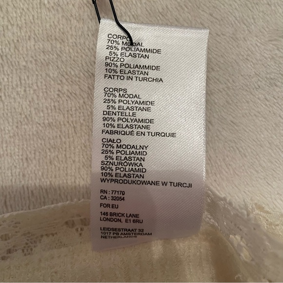 BDG Urban Outfitters London Womens Cross Lace Baby Tee size medium NWT - Picture 6 of 13